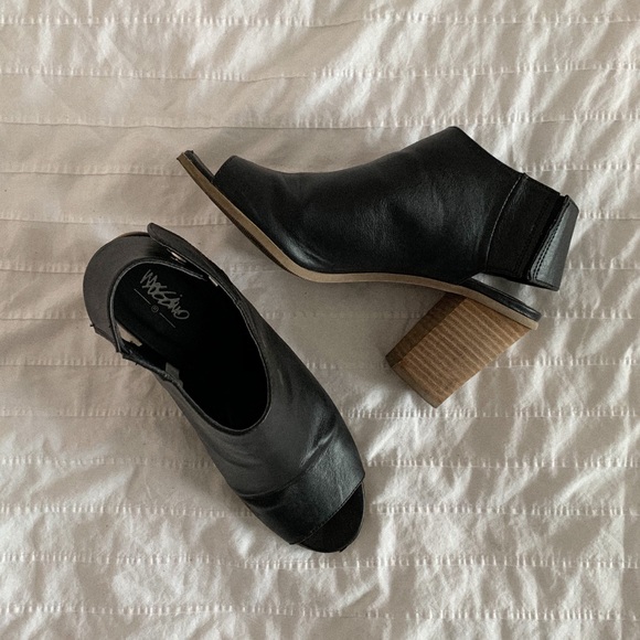 Black Open Toed Booties | Non Stp | Leather Boots - Picture 2 of 3